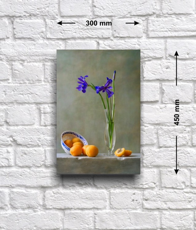 Постер «Натюрморт с ирисами и абрикосами», 30 см х 45 см
